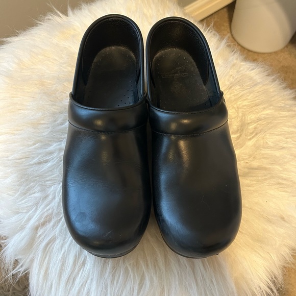 Dansko Clogs - Picture 2 of 4